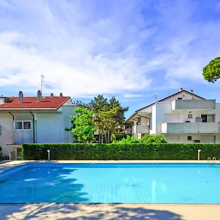 Parco Hemingway-33 By Interhome * Линьяно-Саббьядоро