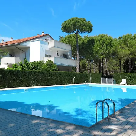 Parco Hemingway-33 By Interhome *