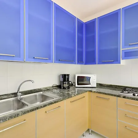 Parco Hemingway-33 By Interhome